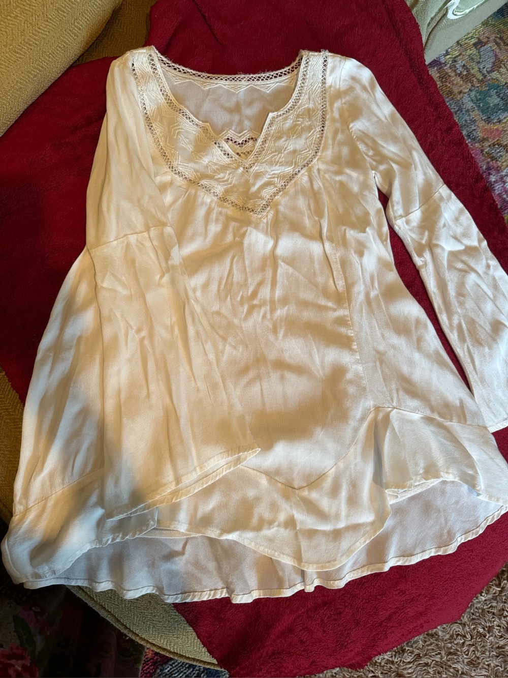 L- Space Women's Cream Lace-Trim V-Neck Tunic Top